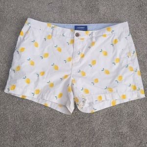 Old Navy Everyday 3" shorts with lemons